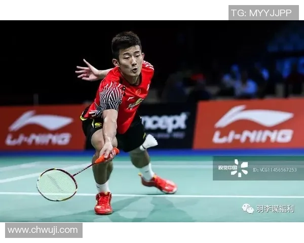 南京与重庆羽毛球队赛后复盘分析双方战术意识与表现对比